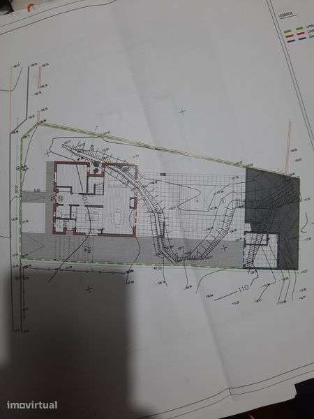 Terreno para Construção com Projeto Aprovado – Moradia V4 com Piscina - Grande imagem: 3/9