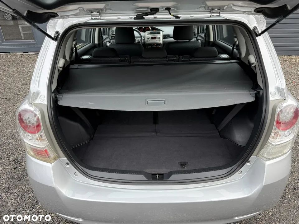 Toyota Verso 1.8 Premium 7os - 38