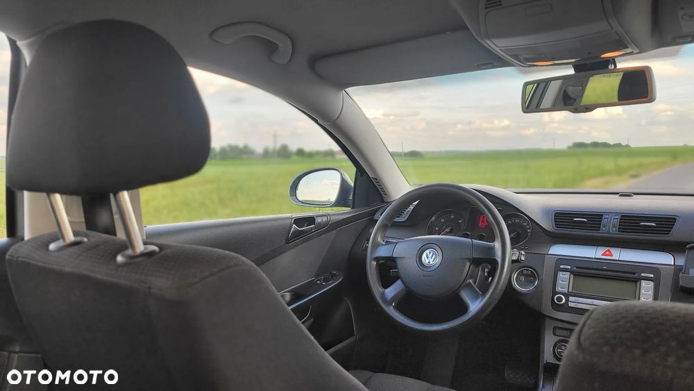 Volkswagen Passat - 7