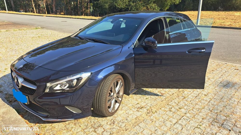 Mercedes-Benz CLA 180 d Shooting Brake - 11