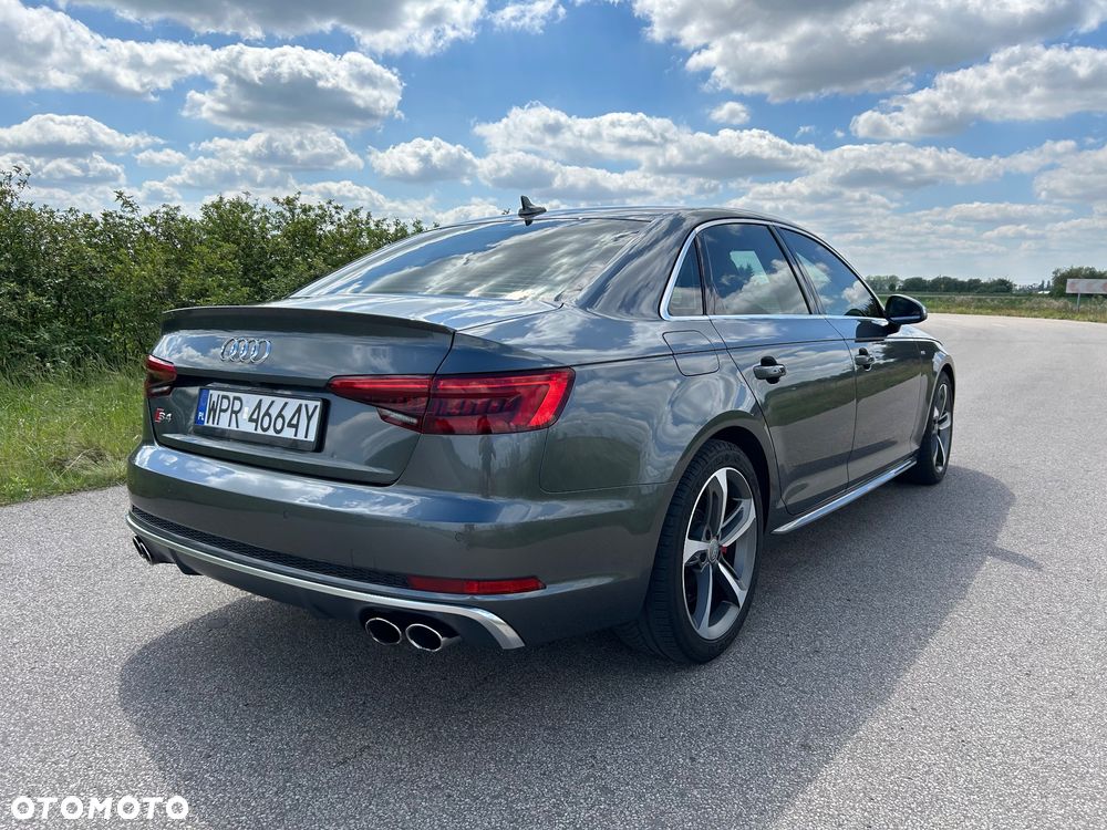 Audi S4 Limousine - 10