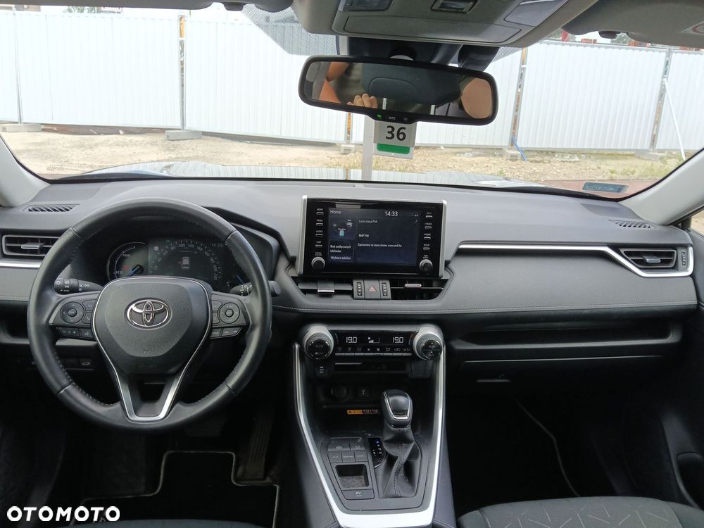 Toyota RAV4 - 2
