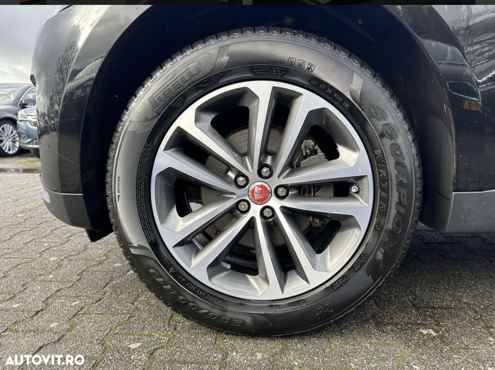 Jaguar F-Pace 20d Aut. Prestige - 4