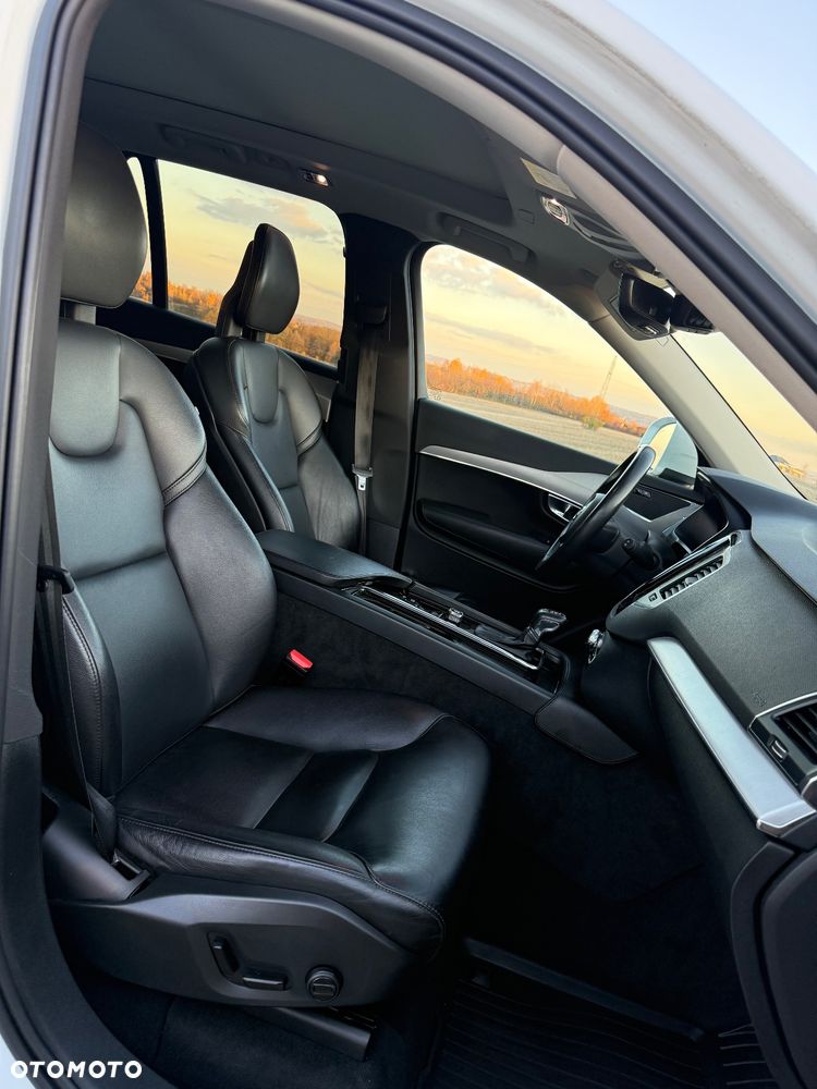 Volvo XC 90 T5 AWD Momentum 7os - 11