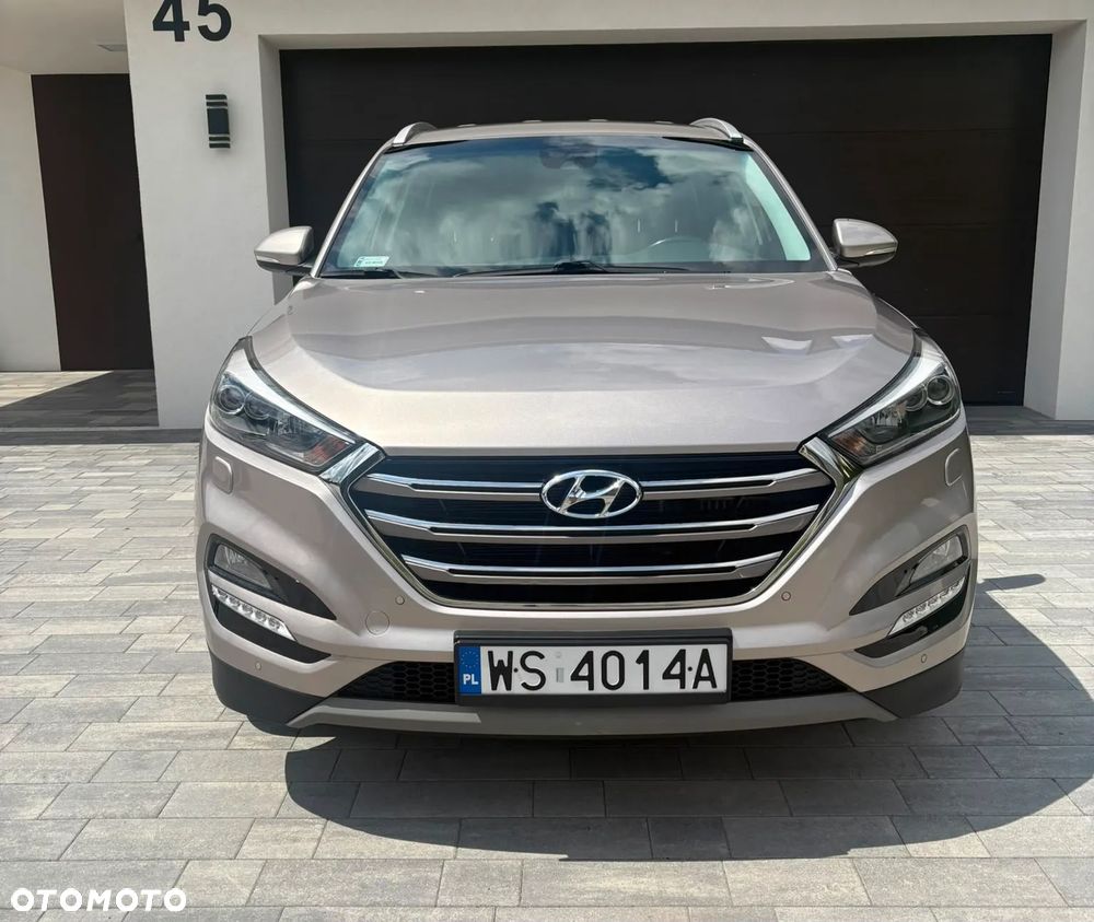Hyundai Tucson 1.7 CRDI BlueDrive Style 2WD DCT - 10