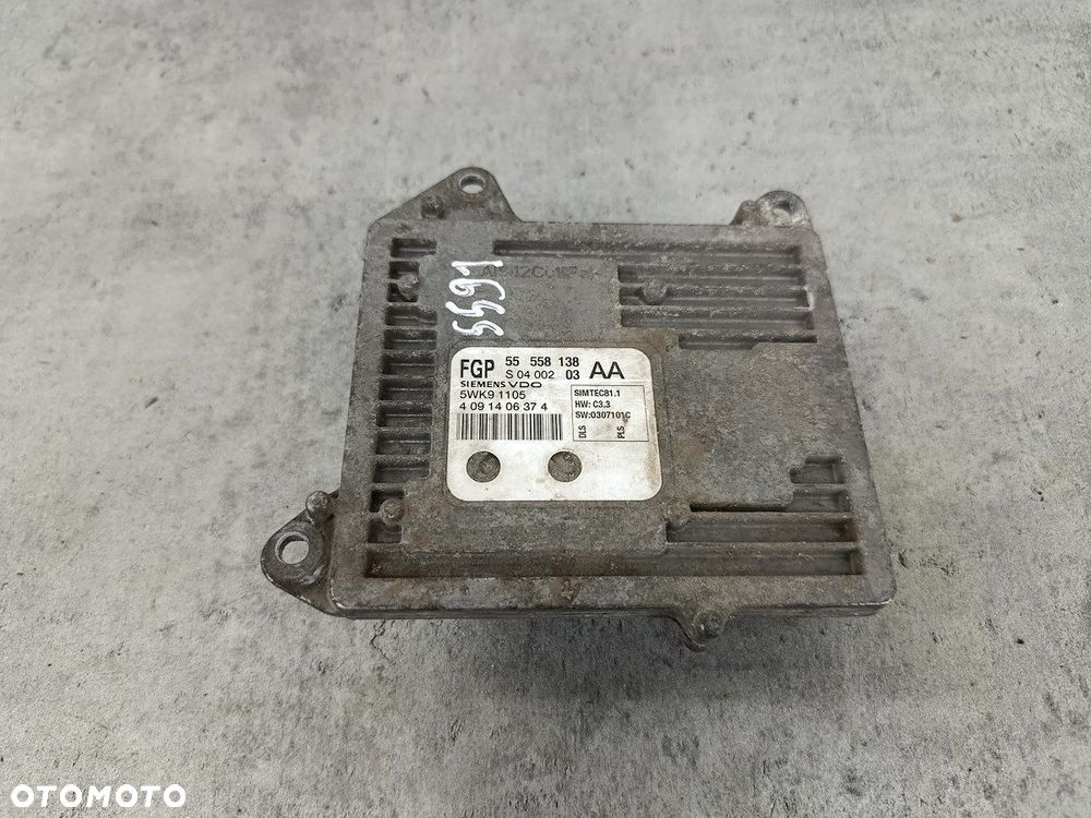 KOMPUTER, STEROWNIK OPEL SIGNUM 55558138 5WK91105  2.2 DIRECT 155KM - 2