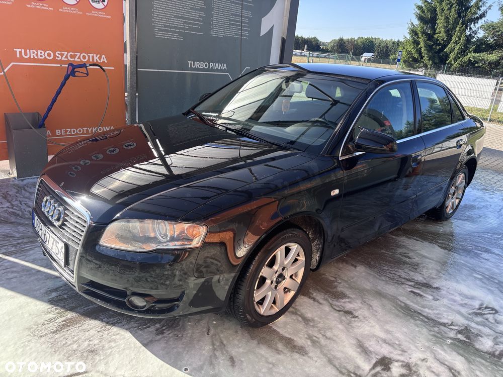 Audi A4 Limousine - 3