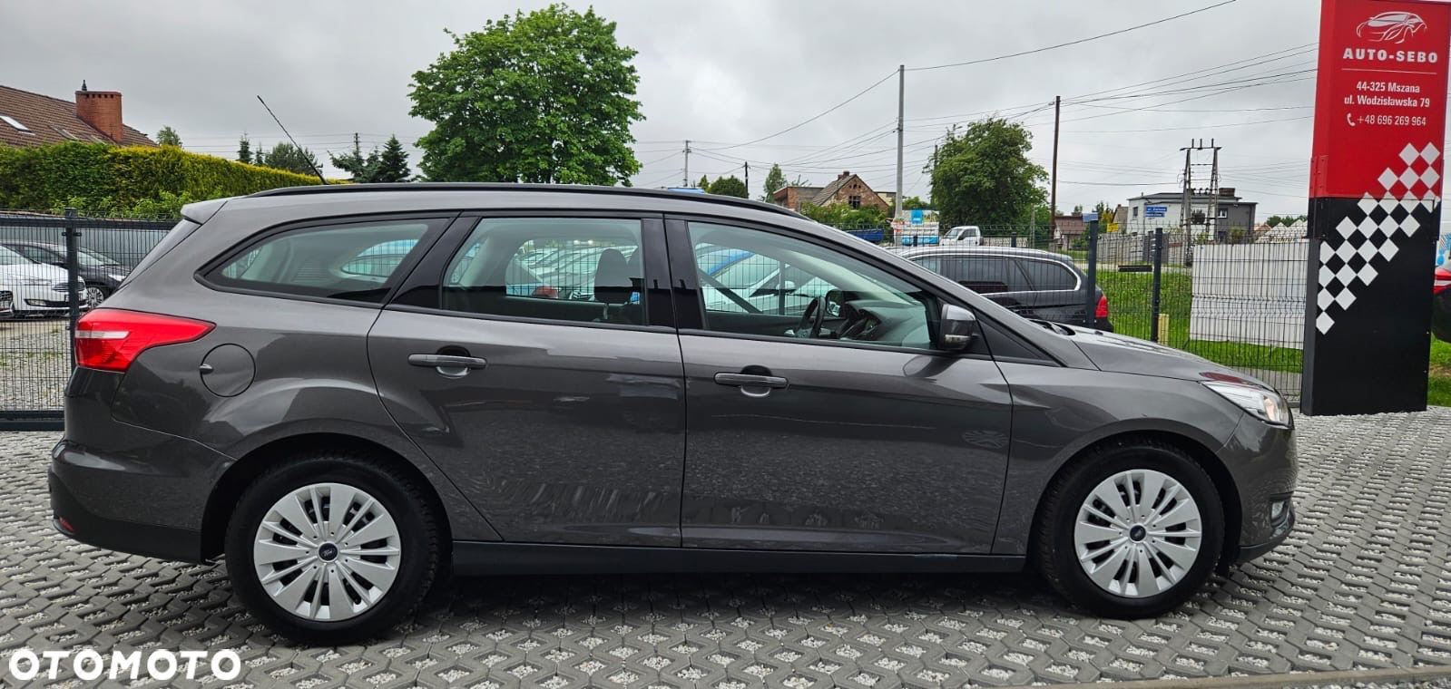 Ford Focus 1.0 EcoBoost Titanium - 9