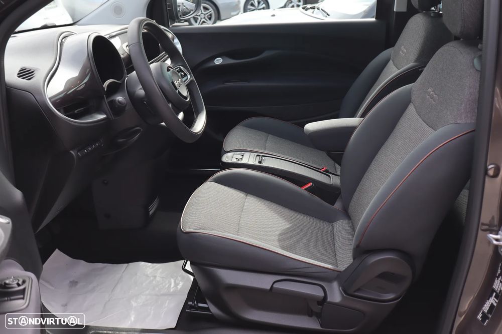 Fiat 500e 42kWh ICON - 18