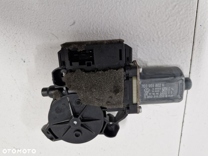 VW TRANSPORTER T6 SILNICZEK PODNOŚNIKA SZYBY PRAWY PRZÓD PRZEDNI 7E0959802H - 5