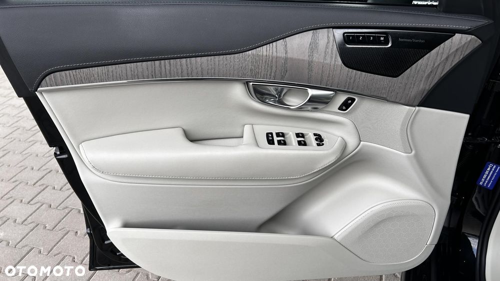 Volvo XC 90 B5 D AWD Ultimate Bright 7os - 13