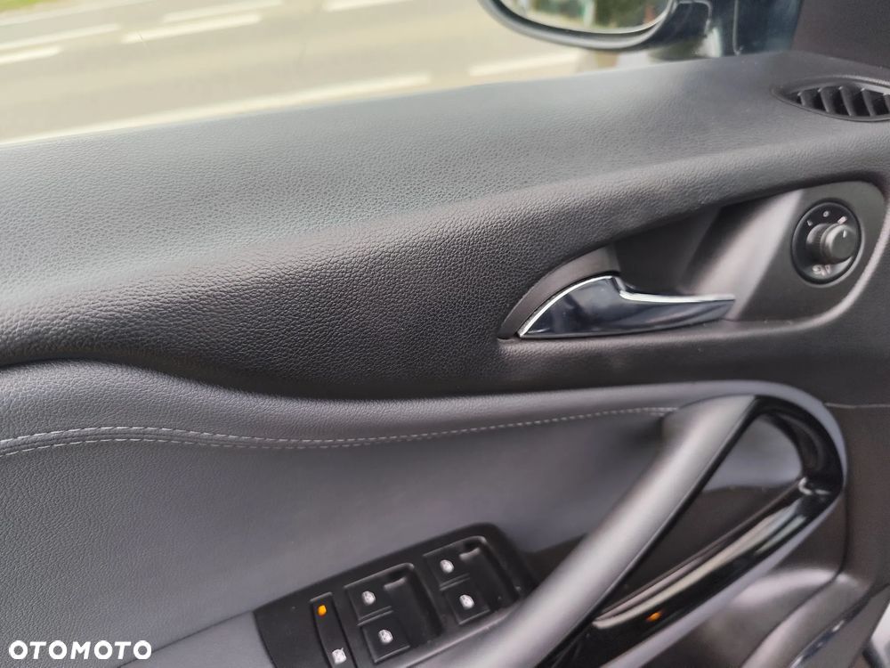 Opel Zafira - 18
