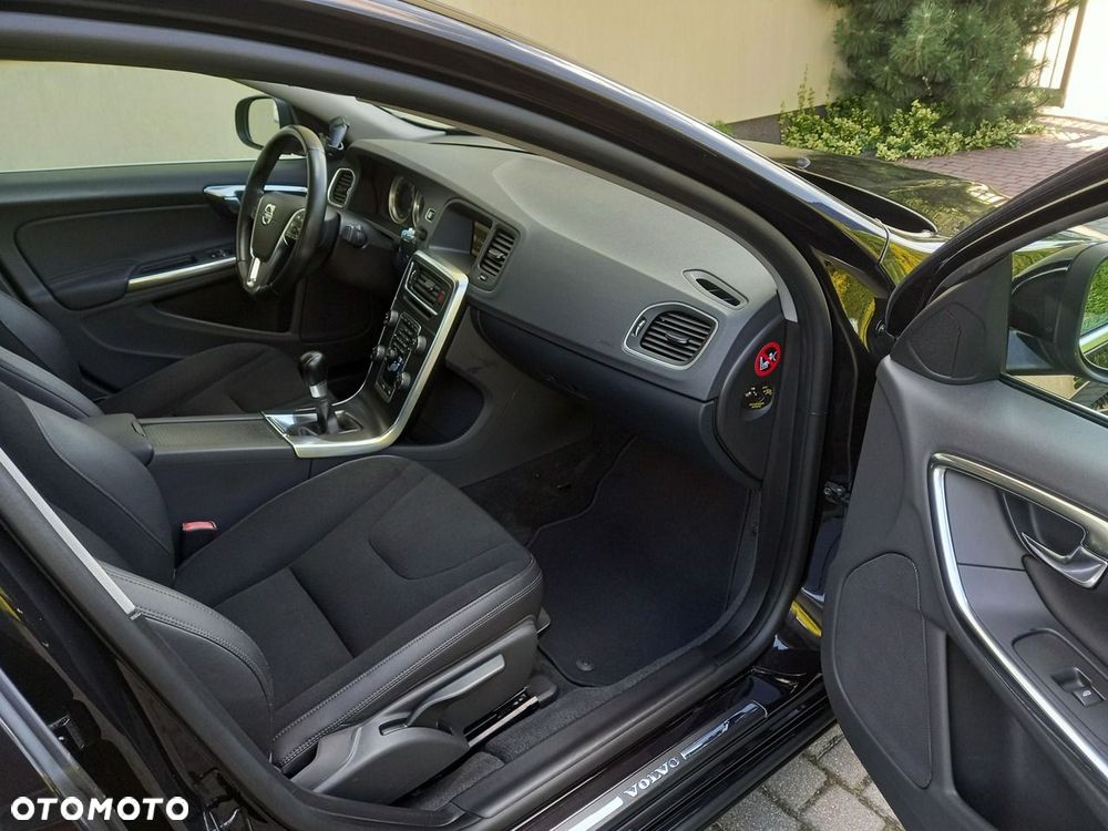 Volvo S60 D4 Business Edition - 23