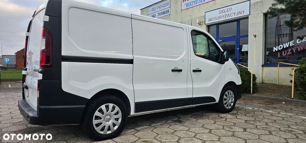 Renault Trafic - 25
