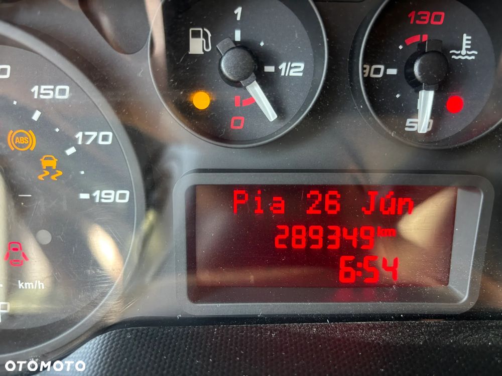 Iveco 70C17,,70C18,,70C15,,72C17,,50C17,,35C17,,35C15 PODWOZIE DO ZABUDOWY  WYWROTKA SKRZYNIA LADUNKOWA KONTENER CHLODNIA 70 SZTUK NA PLACU - 16