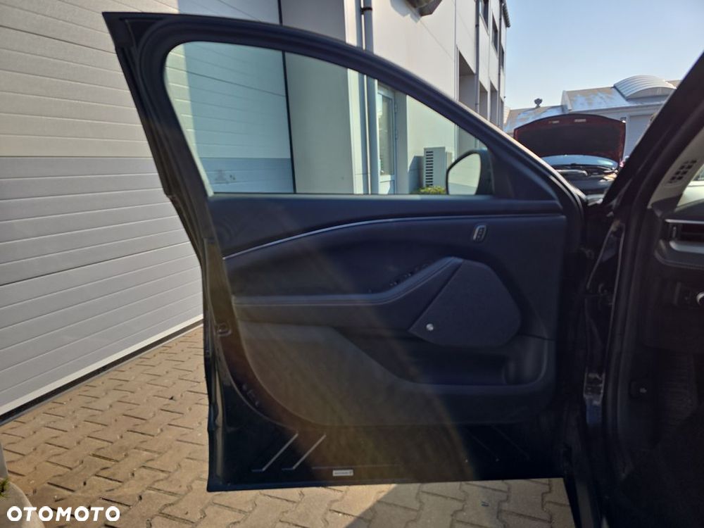 Ford Mustang Mach-E 98kWh RWD - 24