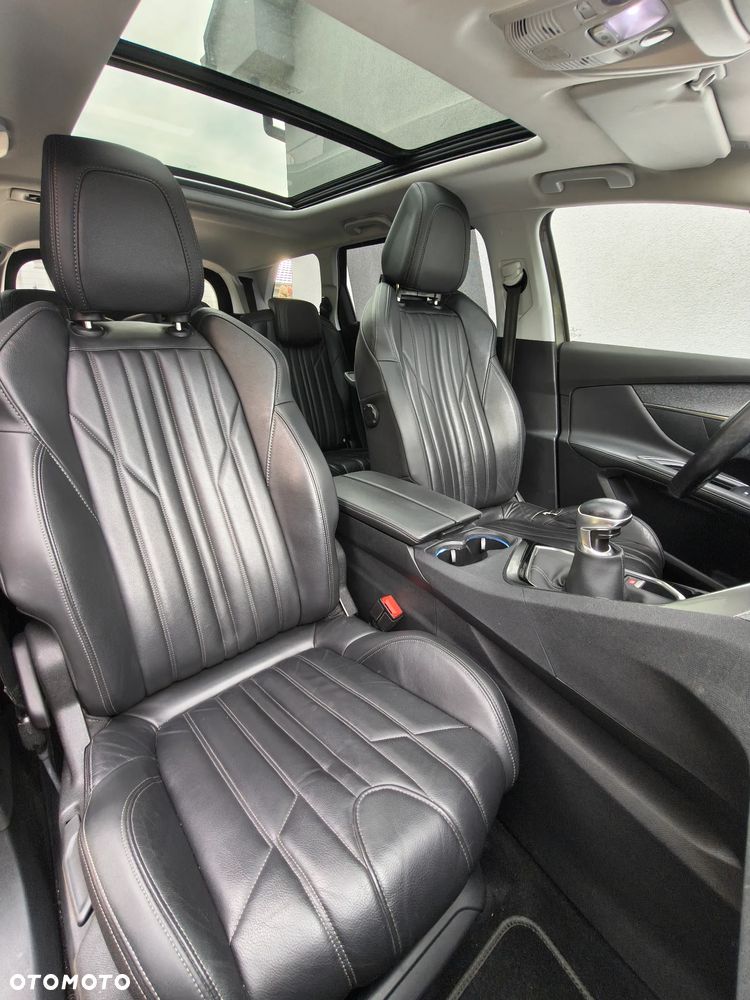 Peugeot 5008 1.2 PureTech Allure Pack S&S - 21