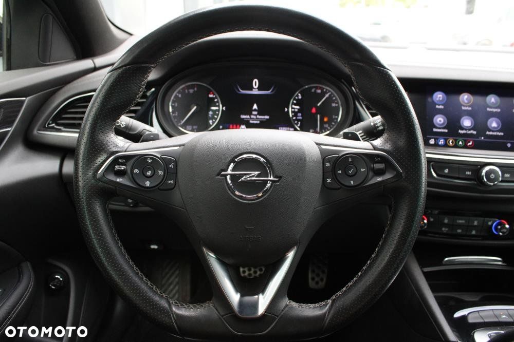 Opel Insignia - 21