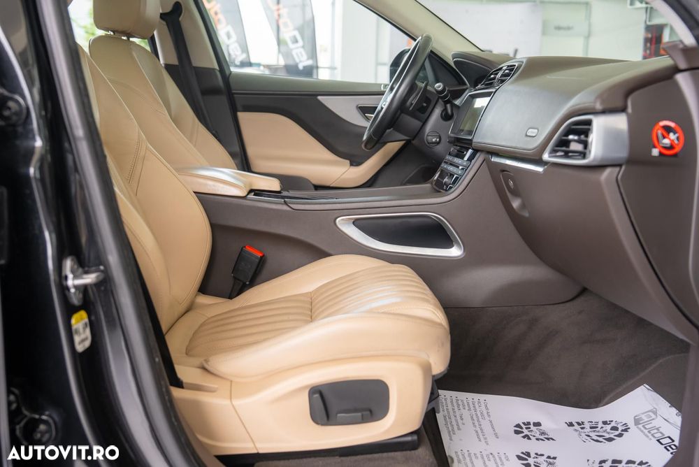 Jaguar F-Pace 30d AWD 300 Sport - 18
