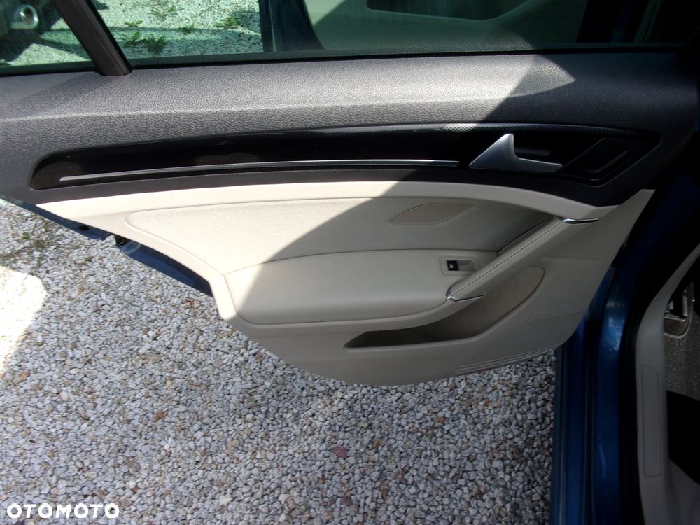 Volkswagen Golf Variant 1.4 TSI DSG Sound - 38