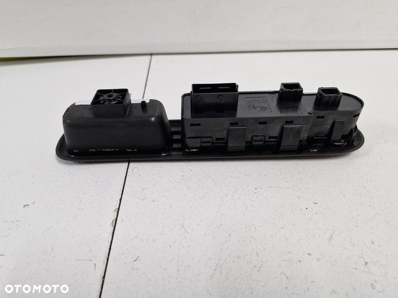 PEUGEOT 3008 I 1 LIFT PANEL PRZEŁĄCZNIK SZYB LEWY PRZÓD 98144143ZD - 8
