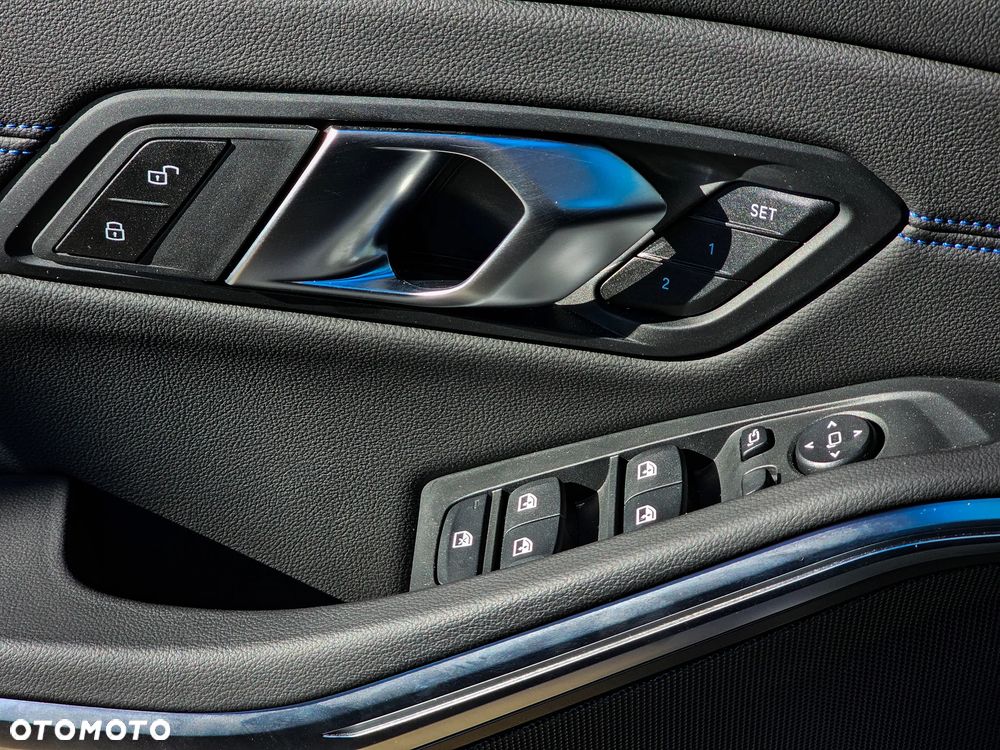 BMW Seria 3 M340d xDrive mHEV sport - 15