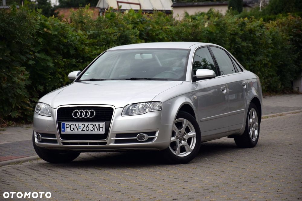 Audi A4 Limousine - 5