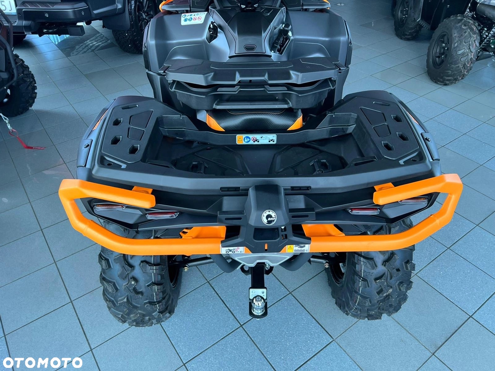 Can-Am Outlander - 10