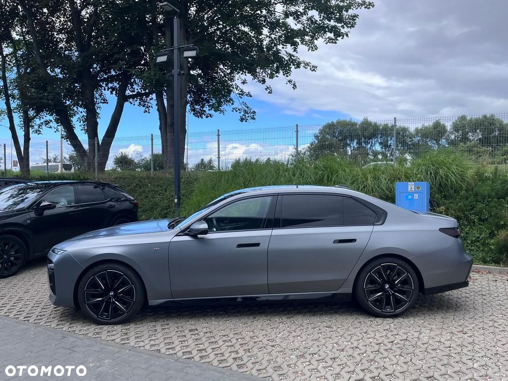 BMW Seria 7 740d xDrive mHEV sport - 3