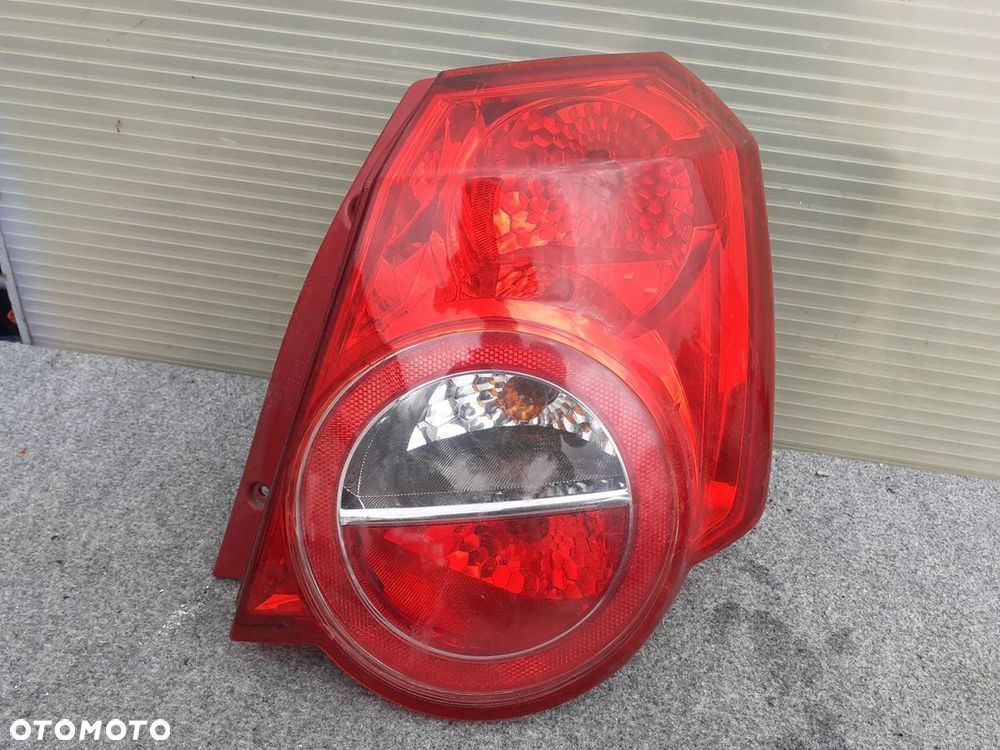 LAMPA TYŁ TYLNA PRAWA CHEVROLET AVEO T250 WYSYŁKA! - 1