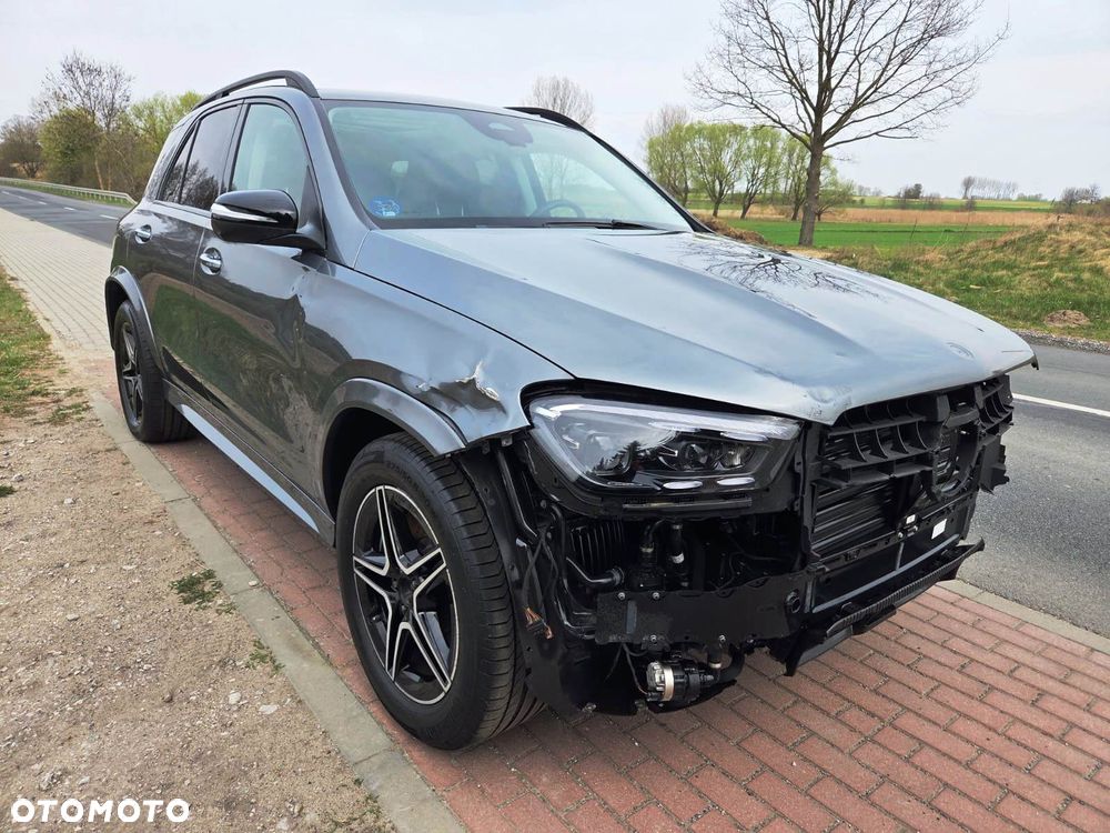 Mercedes-Benz GLE 350 de 4Matic 9G-TRONIC AMG Line Advanced Plus - 21