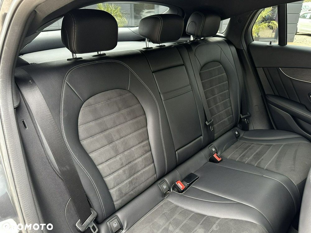 Mercedes-Benz GLC - 22