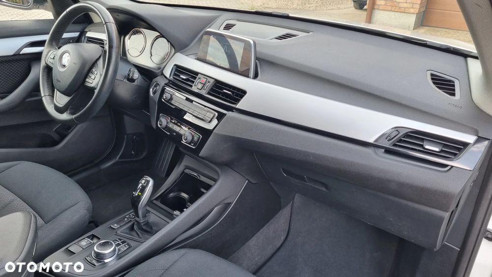 BMW X1 xDrive18d - 19