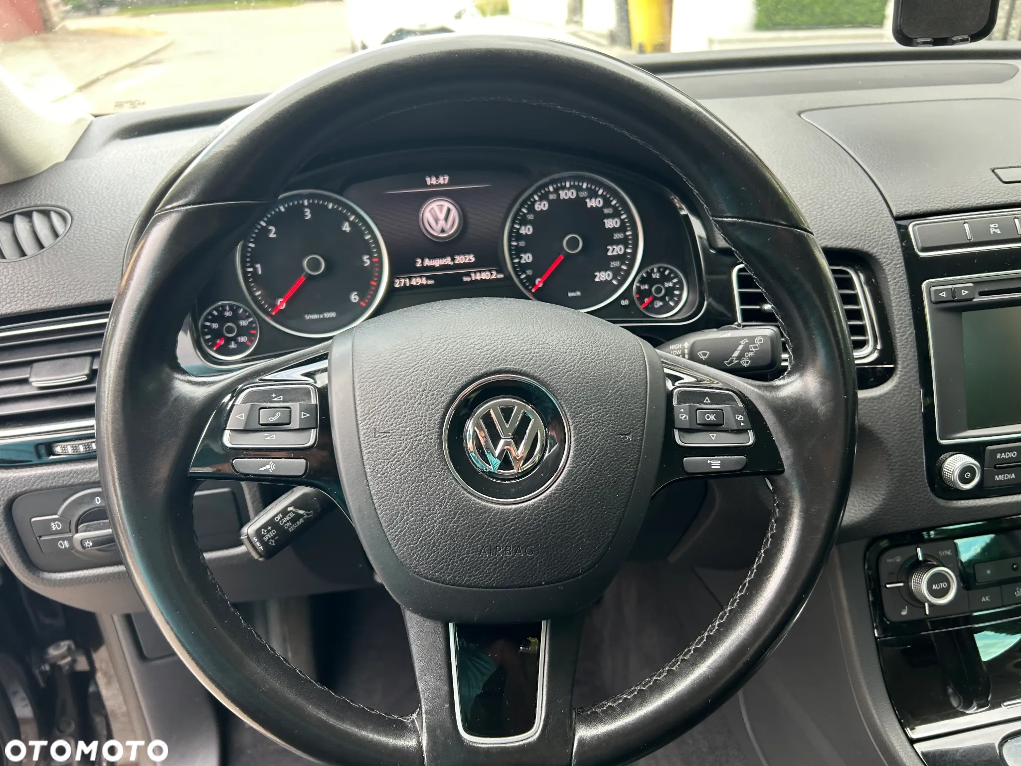 Volkswagen Touareg - 13