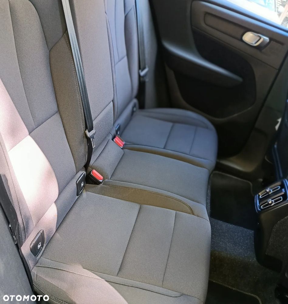 Volvo XC 40 T2 Momentum Core - 30