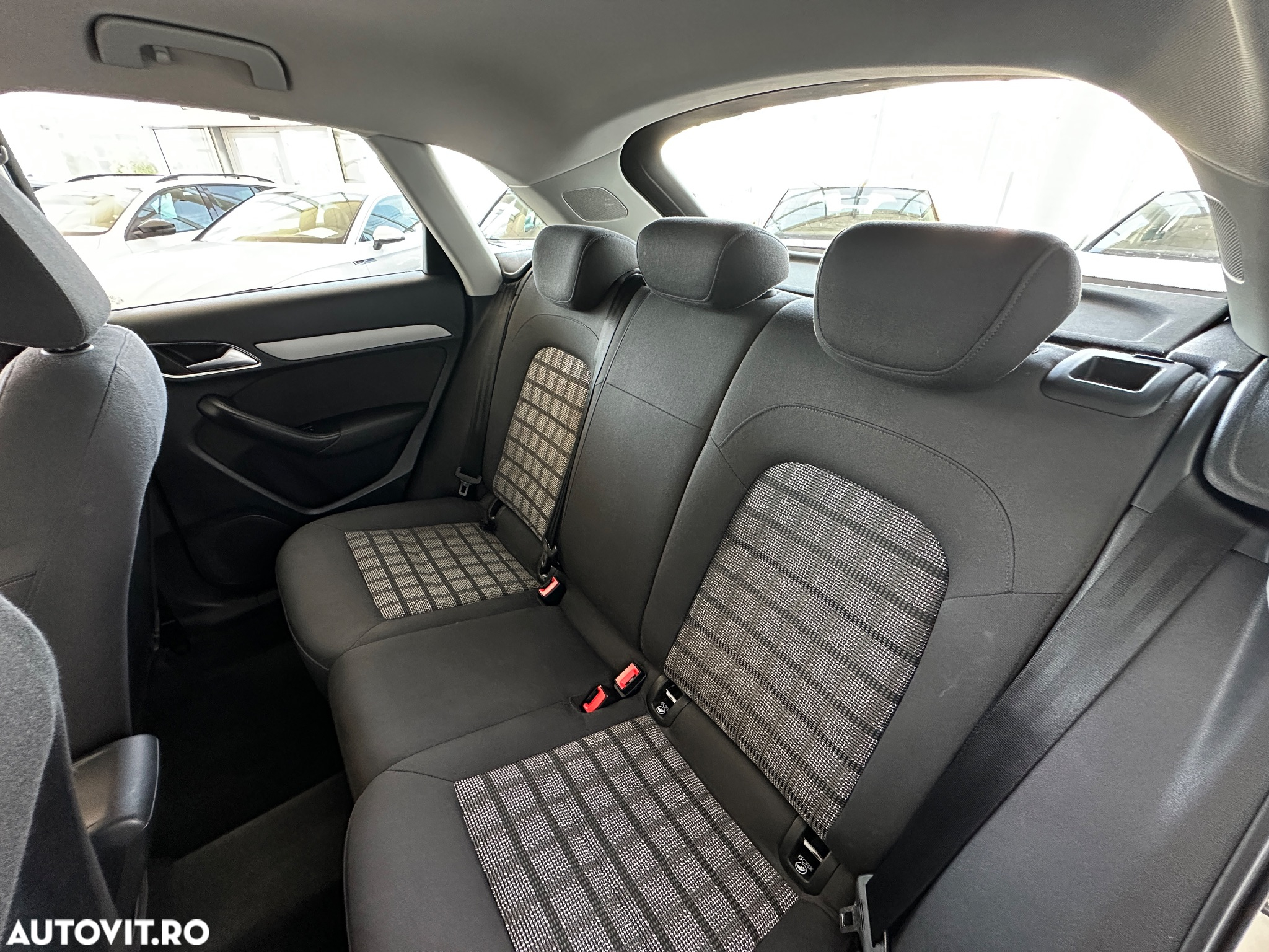 Audi Q3 2.0 TDI Quattro S-Tronic - 30