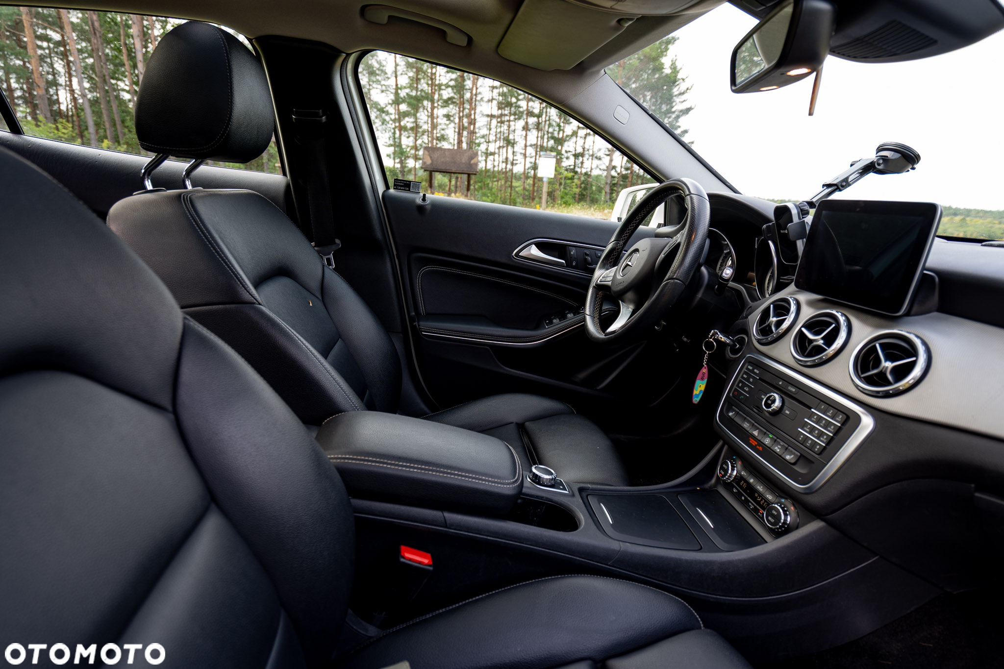 Mercedes-Benz GLA - 7