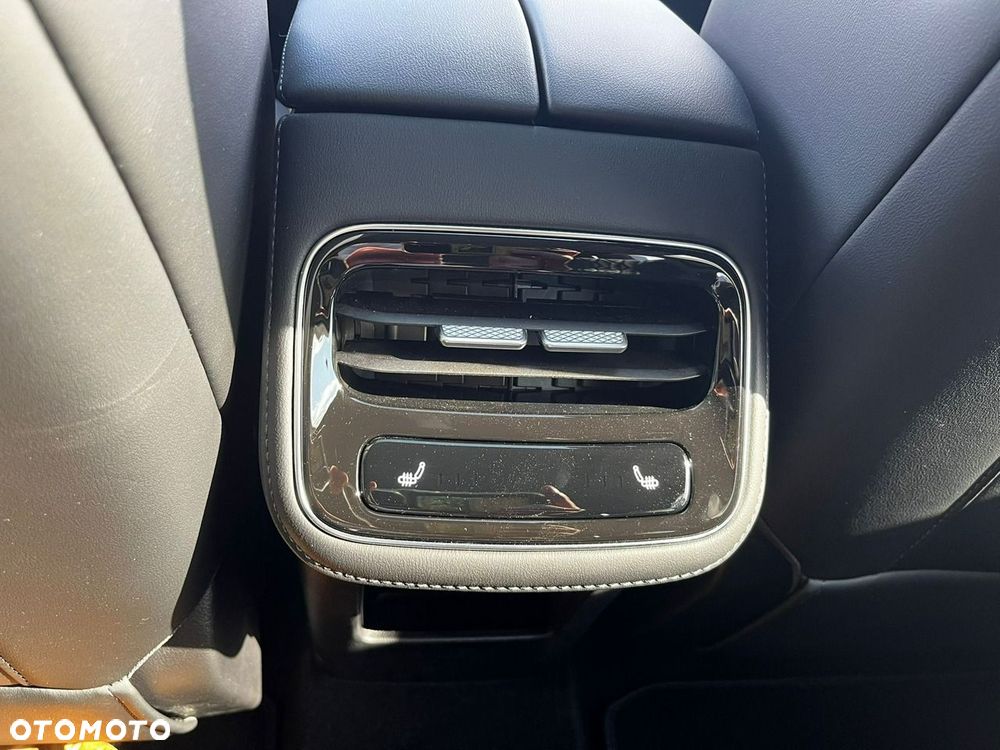 Chery Tiggo 8 - 16