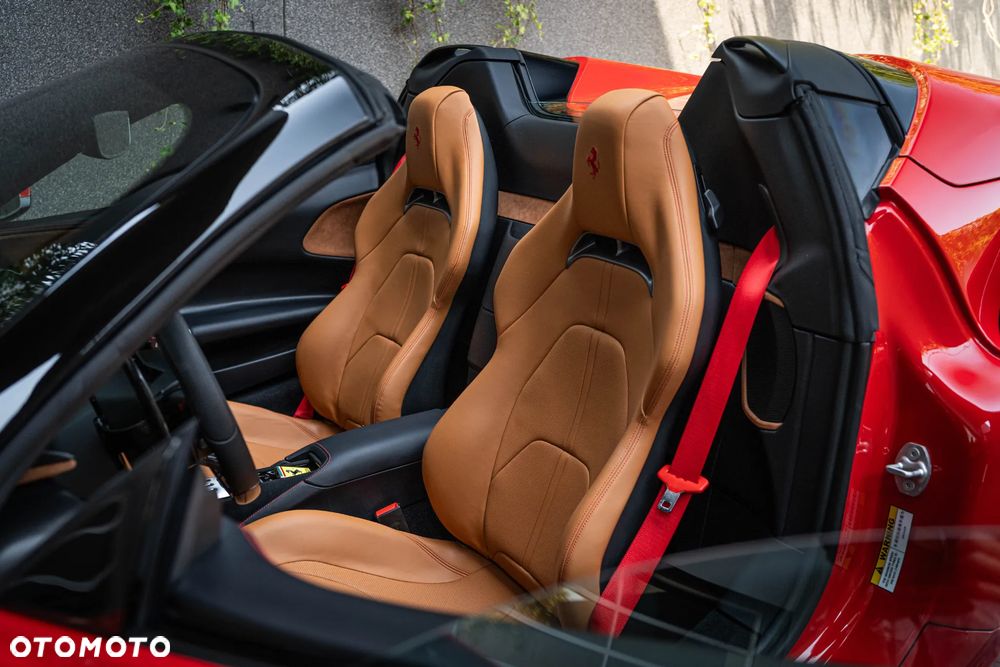 Ferrari SF90 Spider - 22