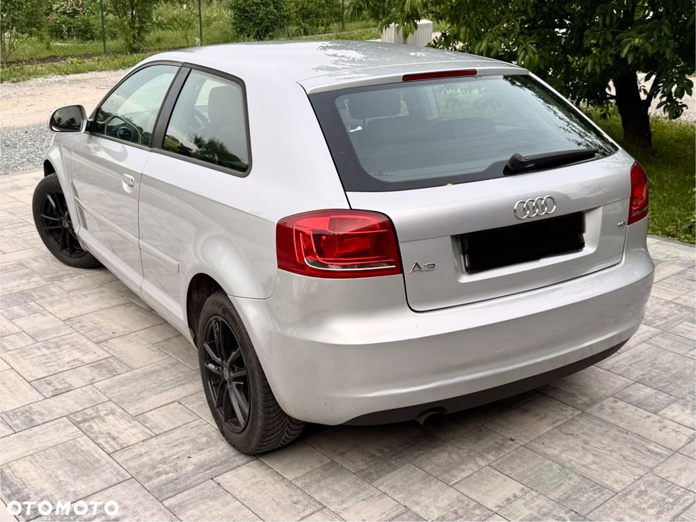 Audi A3 3-drzwiowe 1.6 Limited Edition - 10