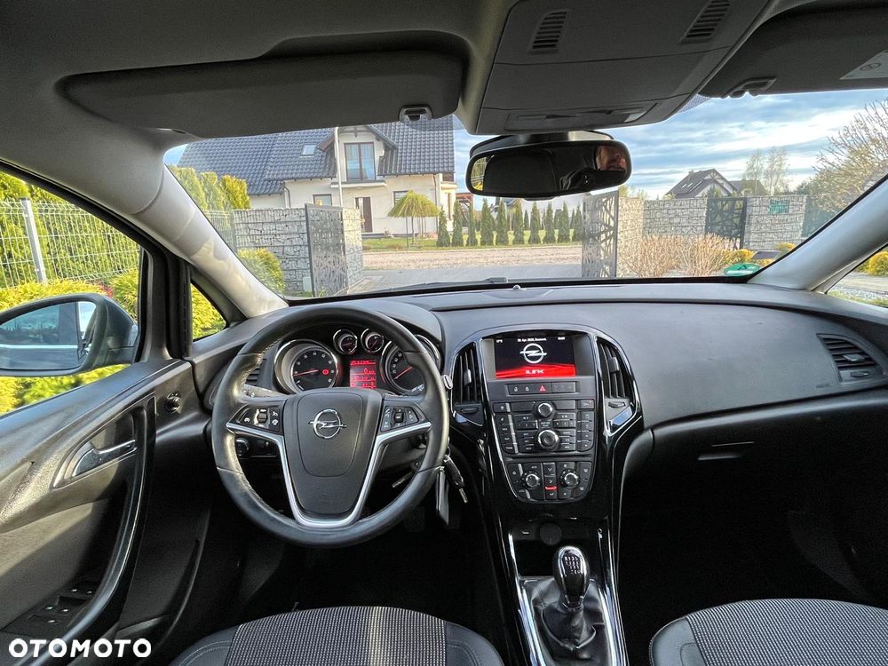Opel Astra - 11