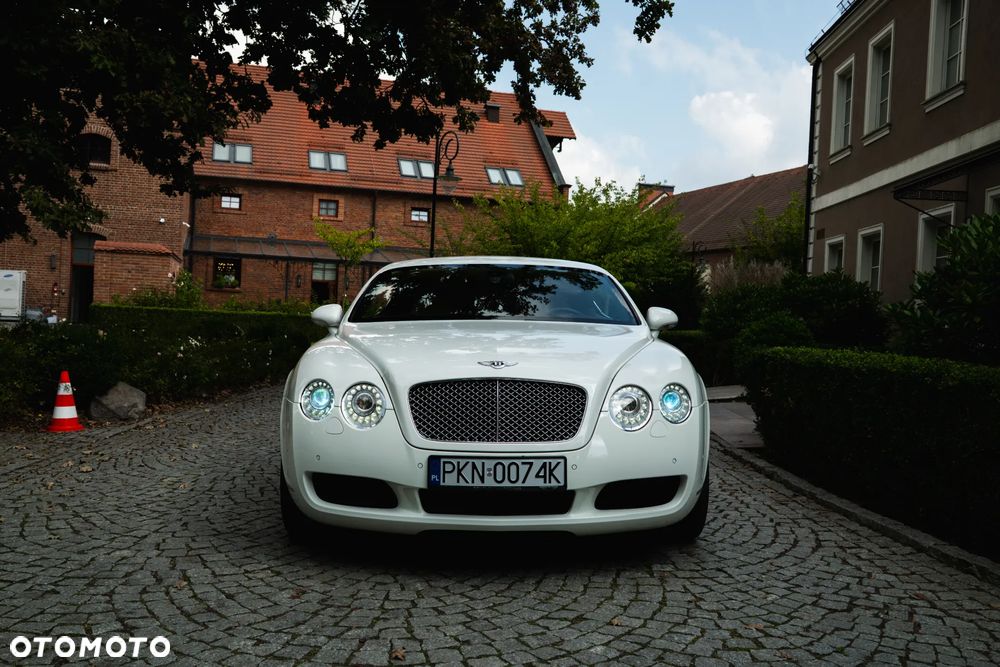 Bentley Continental GT Standard - 11