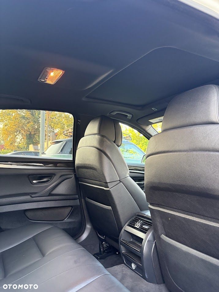 BMW Seria 5 535i - 6