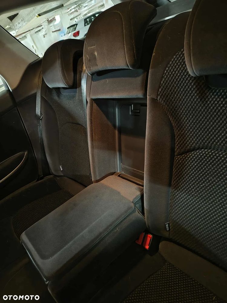 Citroën C5 2.0 HDi Confort - 19