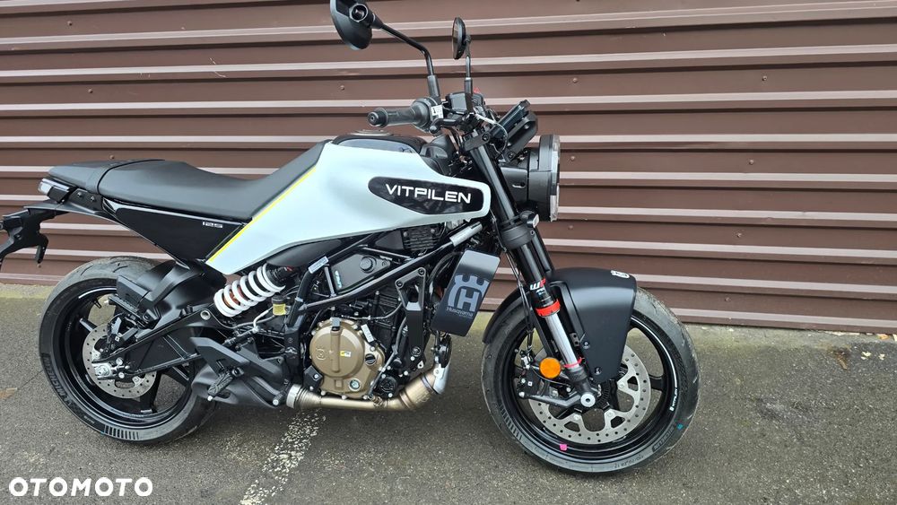 Husqvarna Vitpilen - 12