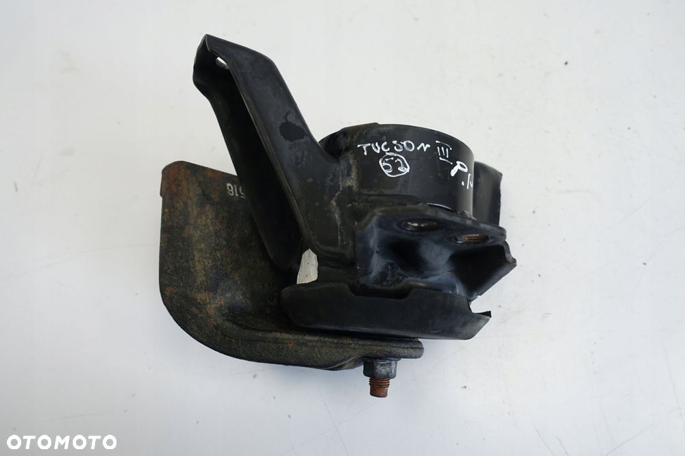 Hyundai Tucson III 15- 1.6 T-GDI PODUSZKA SILNIKA - 2