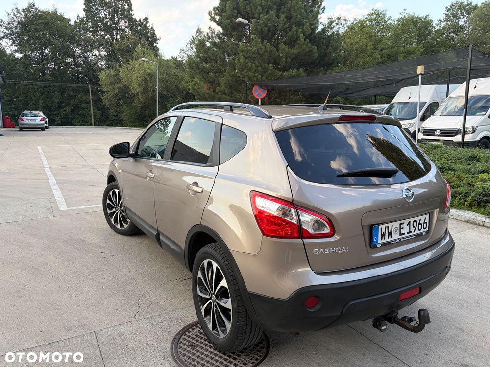 Nissan Qashqai 2.0 dCi 4 x 4 DPF 360 - 3