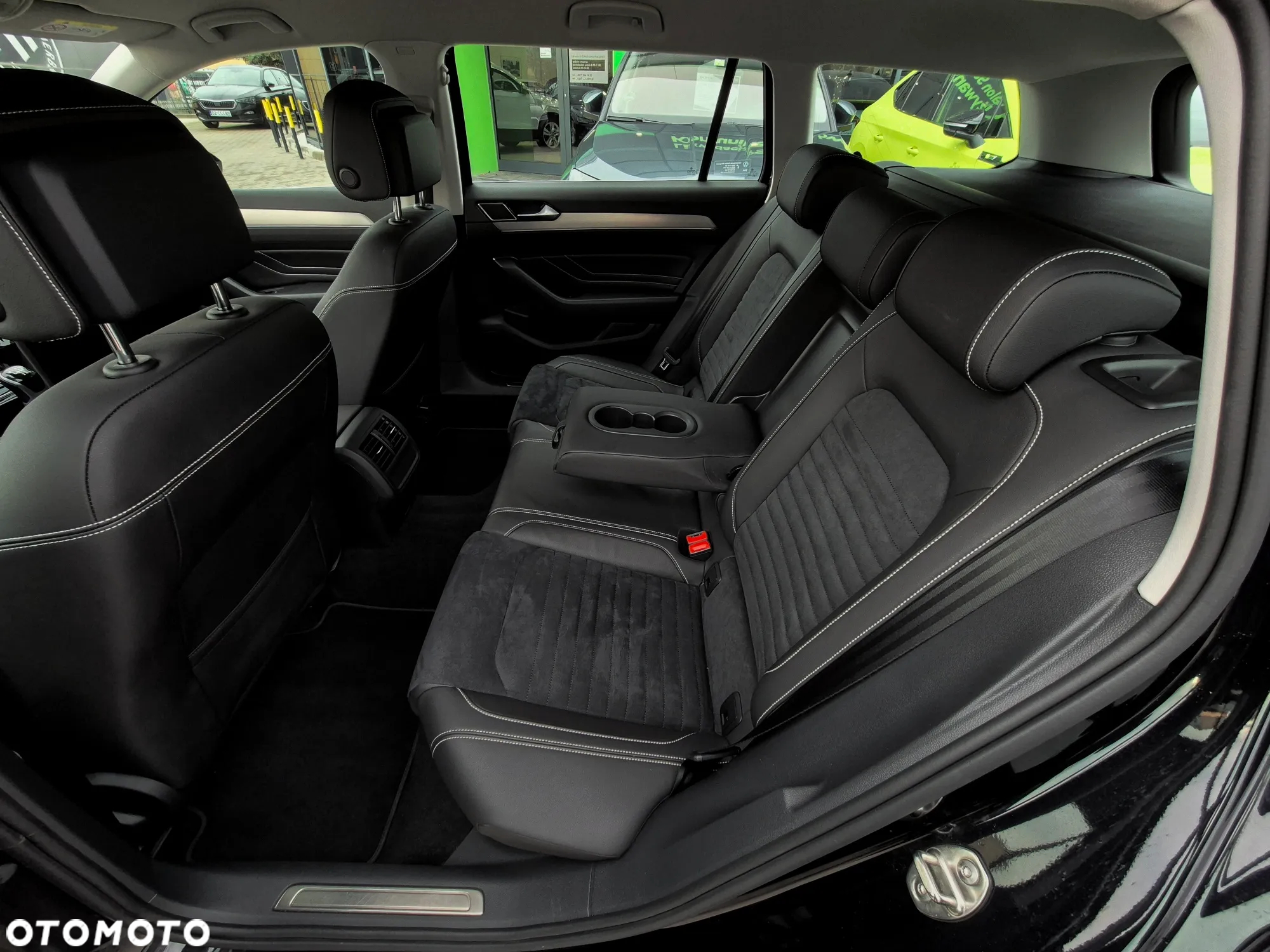 Volkswagen Passat 1.5 TSI EVO Elegance - 15
