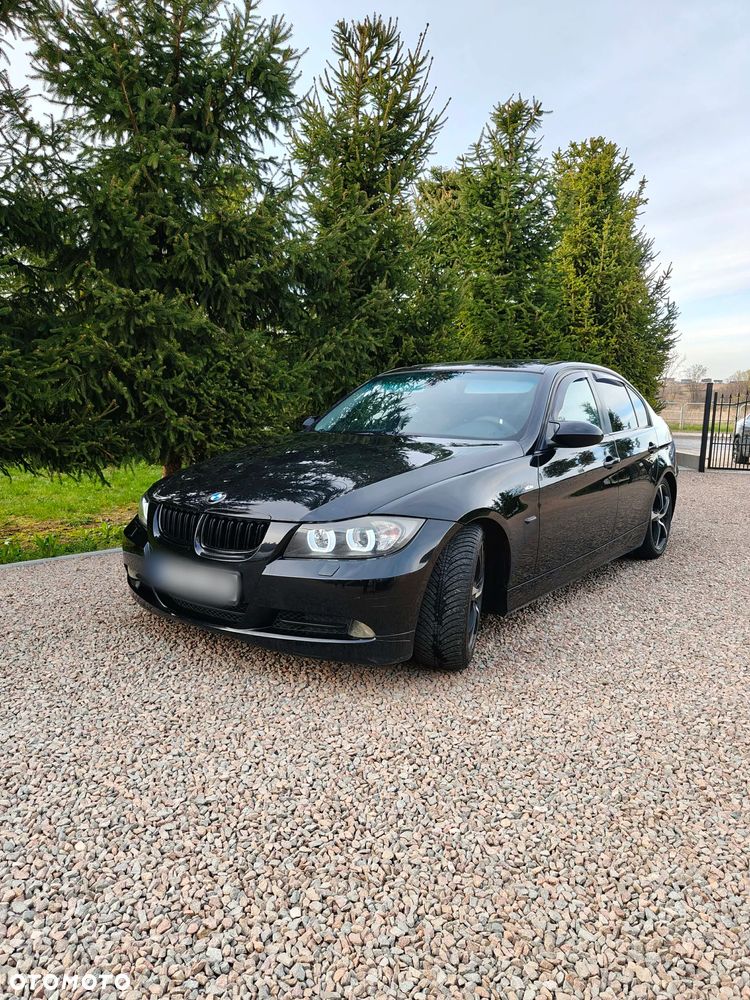 BMW Seria 3 320i - 8
