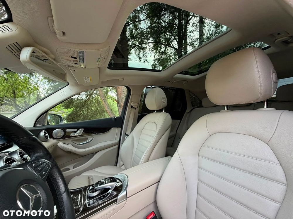 Mercedes-Benz GLC 250 4Matic 9G-TRONIC AMG Line - 18